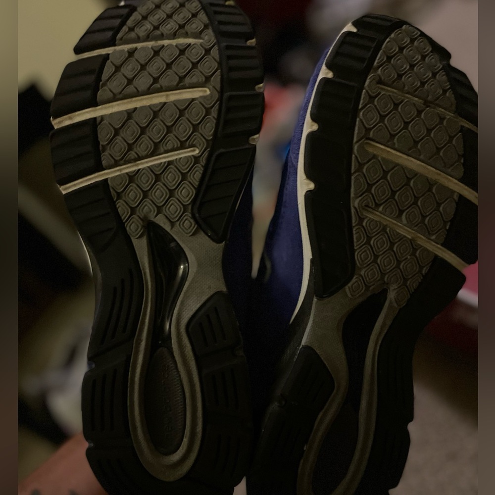 New Balance - Picture 8 of 10